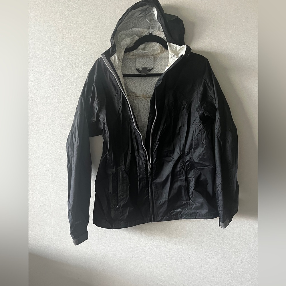 Eddie Bauer women’s size L raincoat